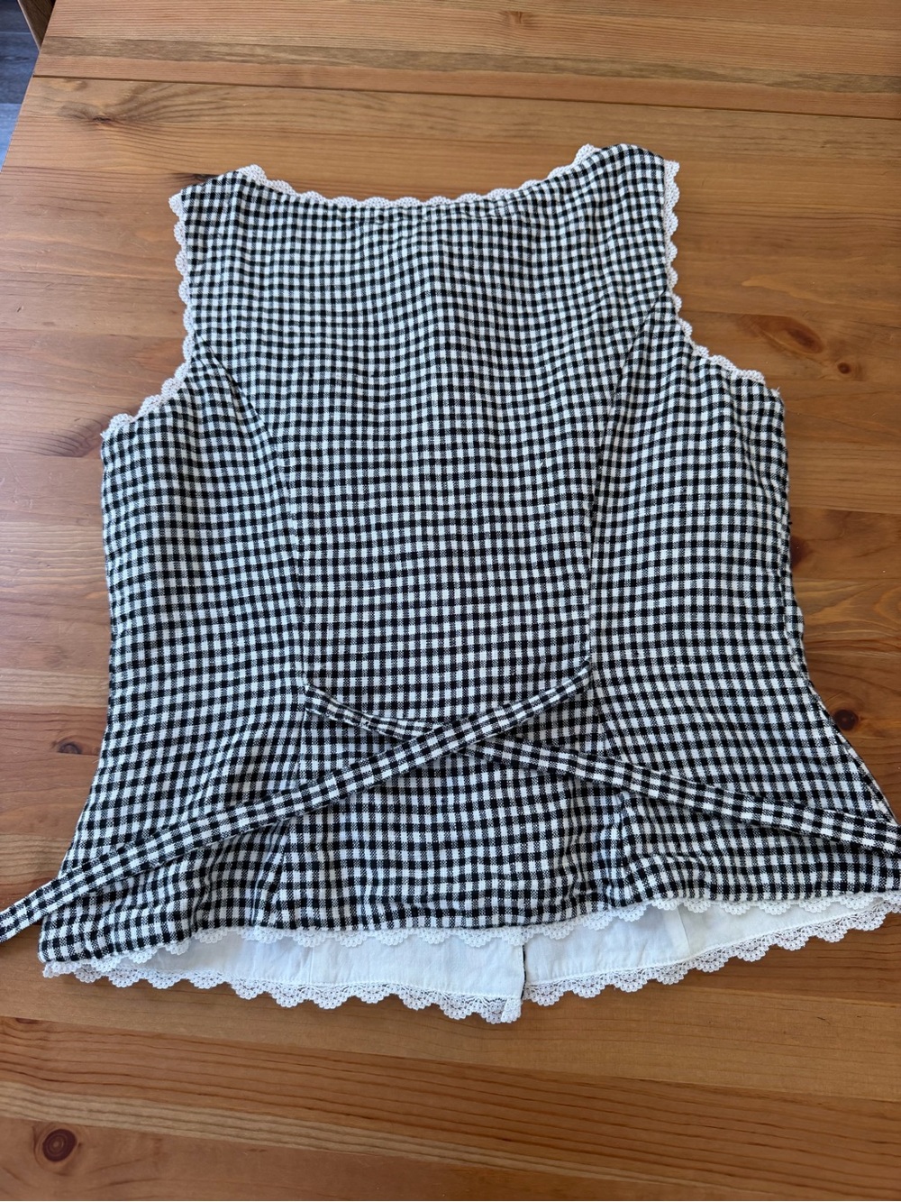 Reformation Amela Linen Top in Remy Check - Picture 11 of 12